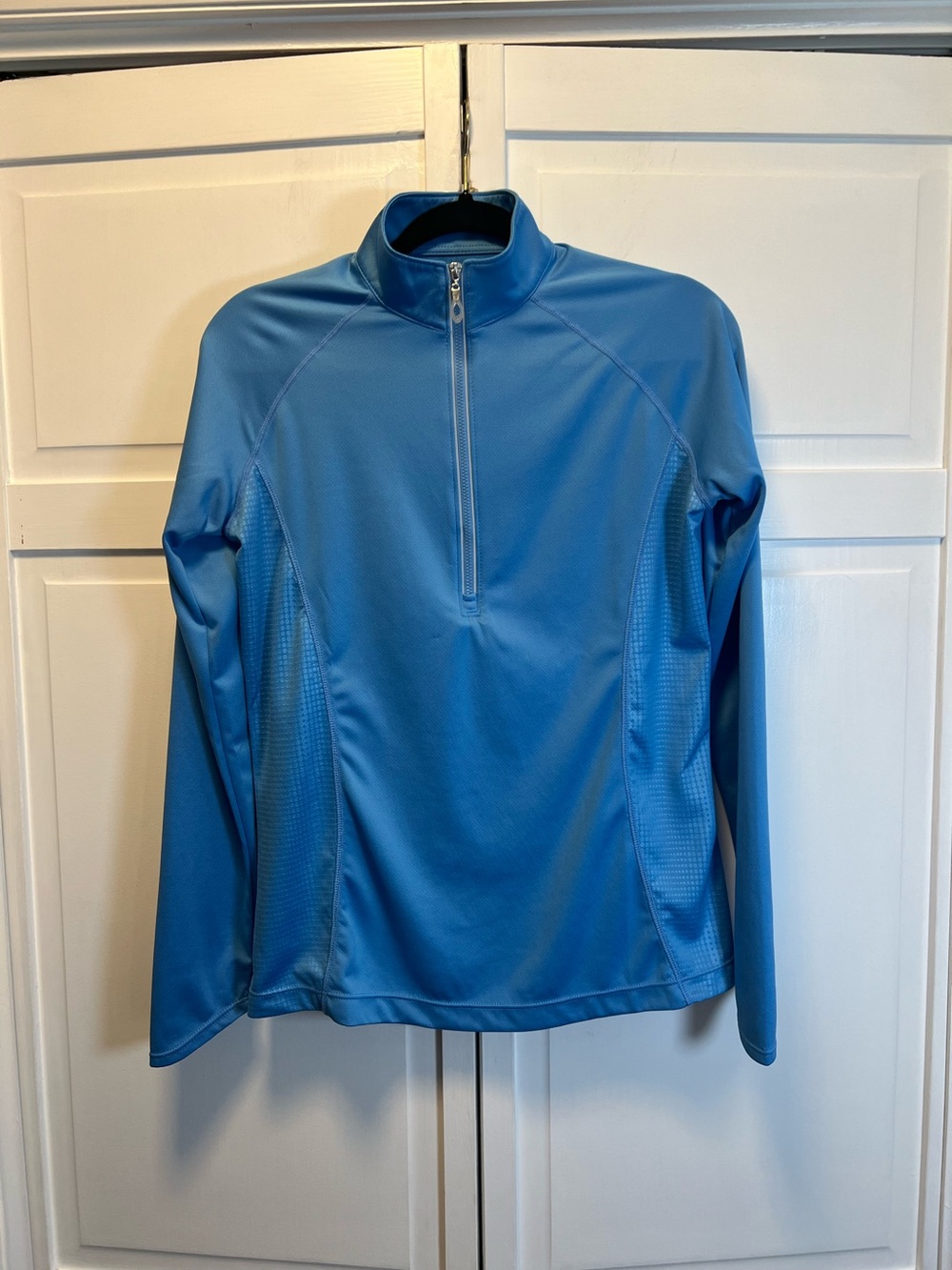 Callaway Women’s Weather Series Blue Long-Sleeve 1/4 Zip Golf Pullover Medium